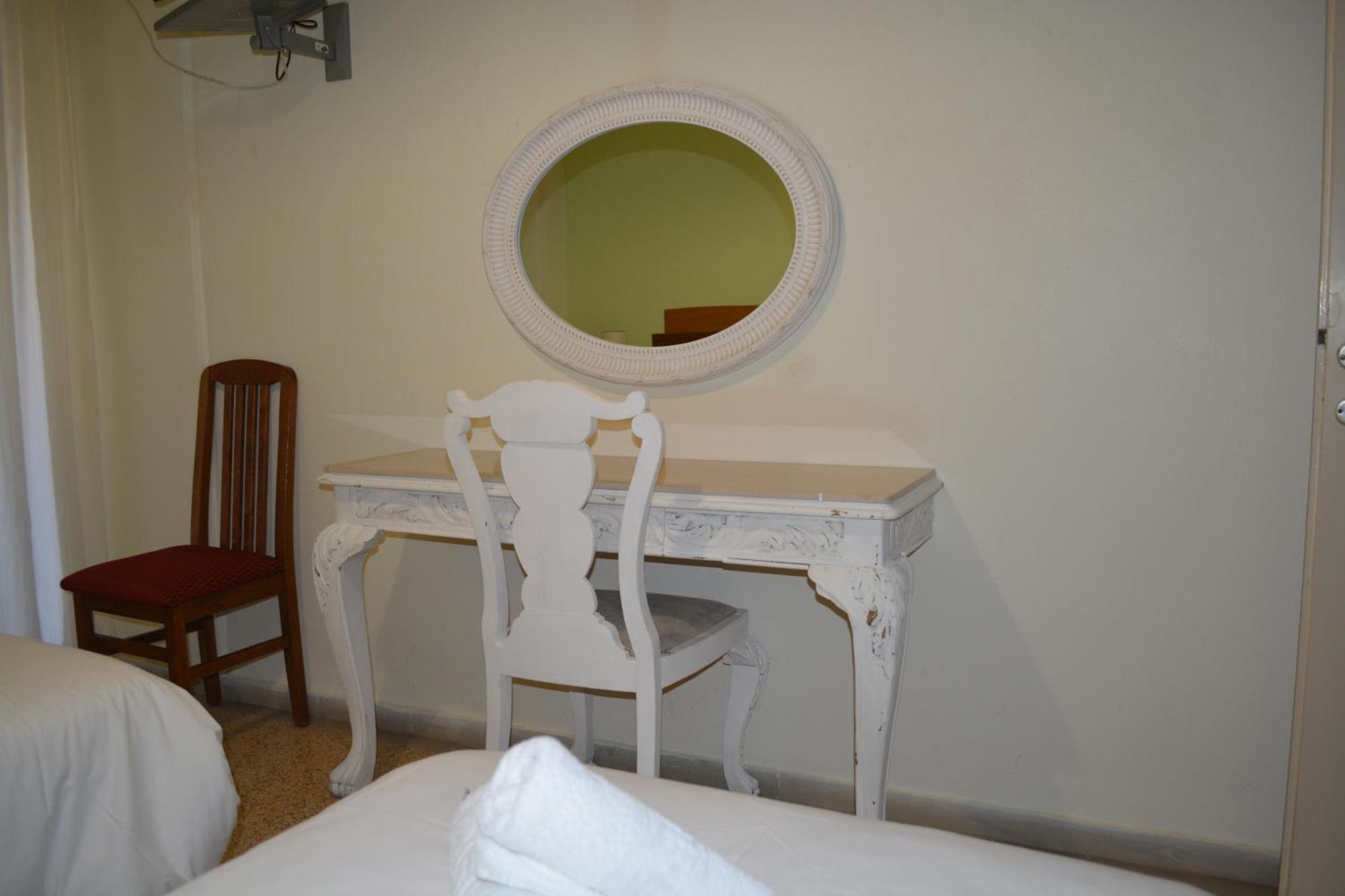 Apartments Dimitra Paralia Dionysiou Exterior photo